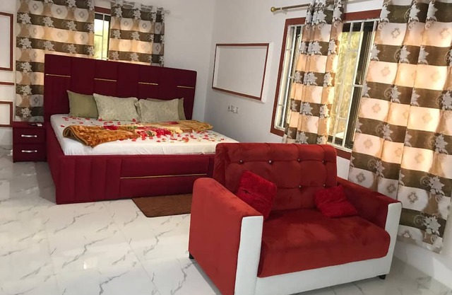 Alberjah Traincity Guesthouse