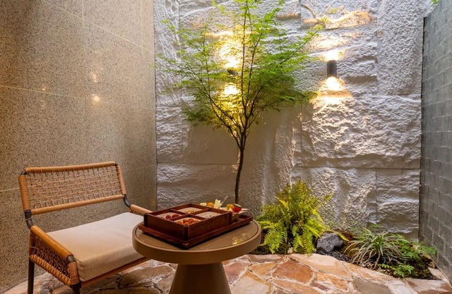 Lu Ming Villa Xi'an Drum Tower City Wall