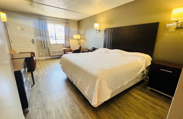 Economy Inn By Townhouse Merrillville US 30