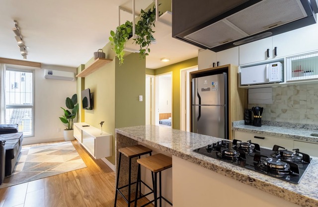 Amazing Apartment With Great Location - Eox0102