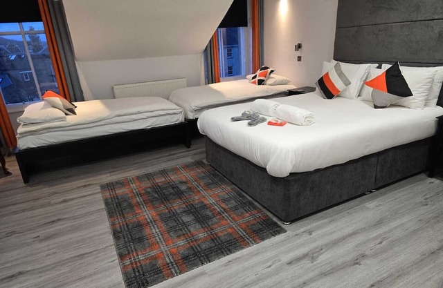 Mayfield Suites
