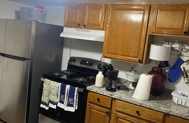 Charming 1-bedroom in a house with utility included New Haven/Yale University