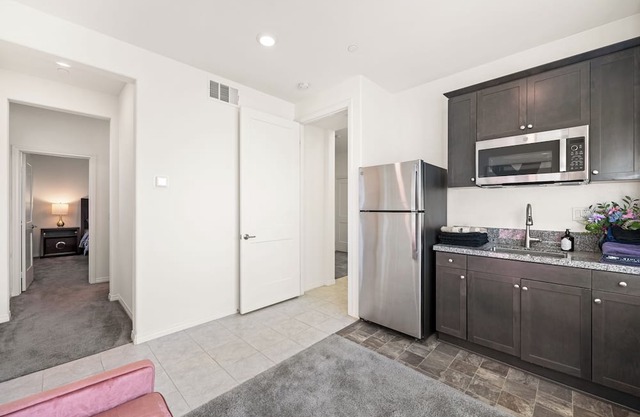 5bd/8beds/Spacious /comfortable