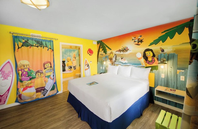 Theme Park at your Door Steps | Near Lake Dexter | Waterpark and Pool Access