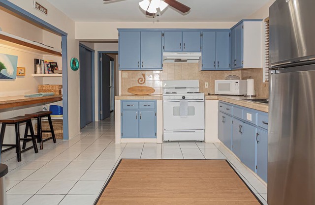 Charming 1-bedroom house in marvelous Malesso with an amazing ocean view.