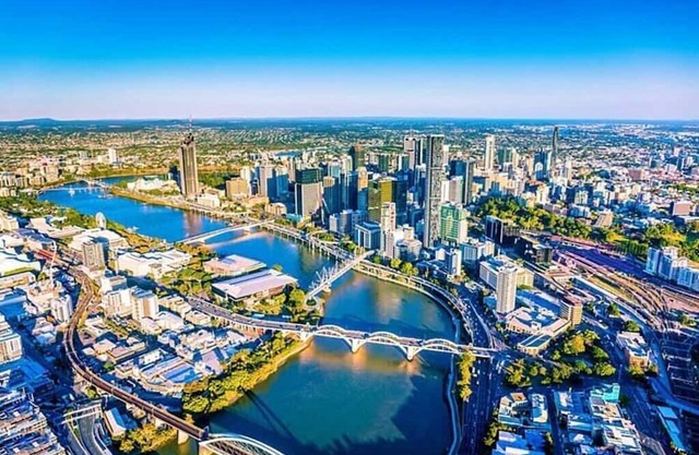 KozyGuru | East Brisbane | 2B HOUSE