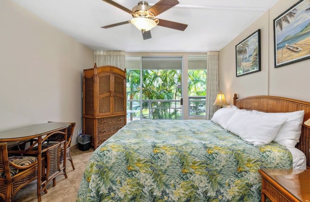 Adorable Remodeled Maui Banyan Ensuite MBQ208A
