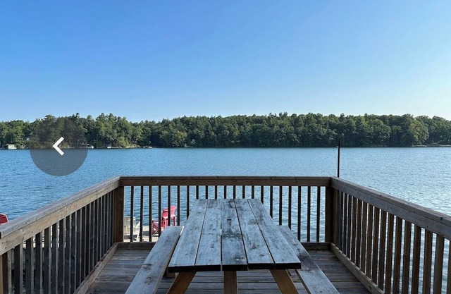 Howe Island Getaway