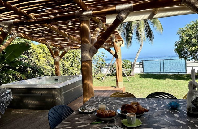 Family House access in the lagoon - jacuzzi, fiber; 3 bedrooms A/C - 3 bathrooms