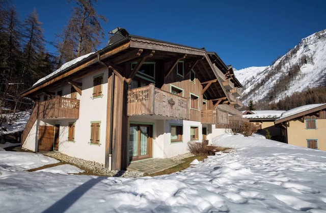 Appt Bec D4 - Three Bedroom Apartment, Sleeps 8