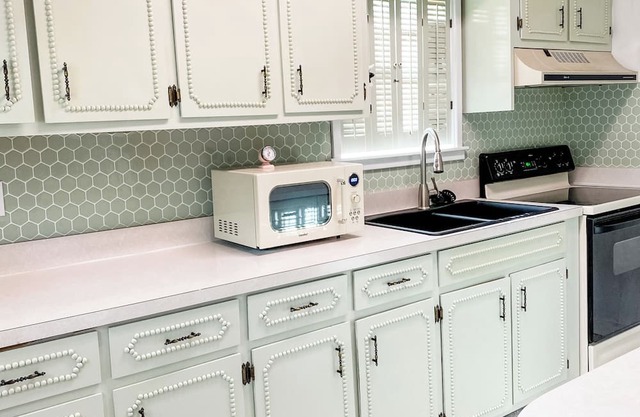 Little Coden Cottage - 12 minutes from Dauphin Island