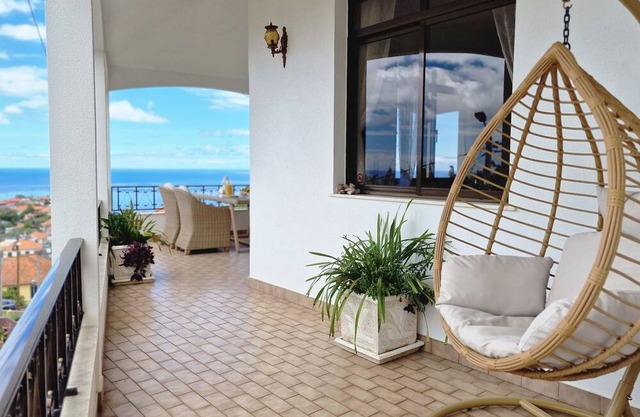 Villa Branca by LovelyStay