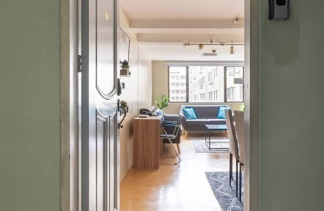 Urban Oasis 3BR Condo in Manila King & Queen bed