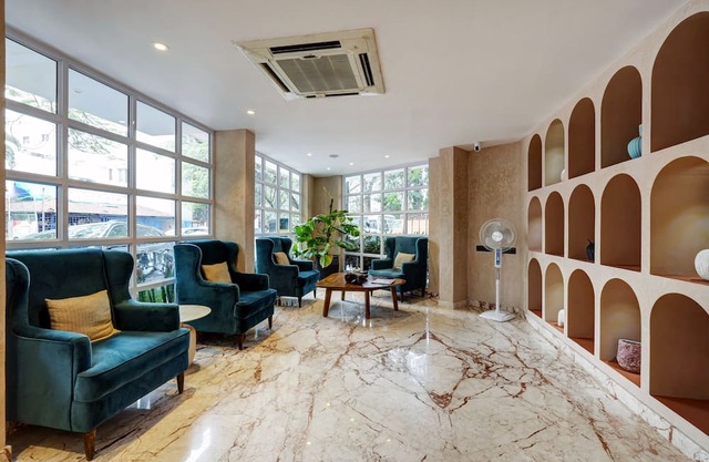 OYO Home Elegant StudioS