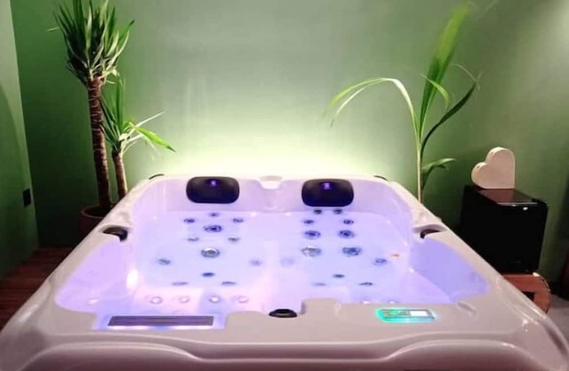 Coeur du Bois / Jacuzzi / Love Room