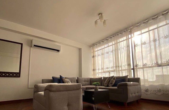 Spacious 4-bedroom apartment with AC and WiFi in cool Magdalena del Mar