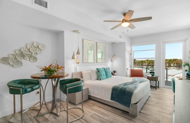 Portside Elite Summar