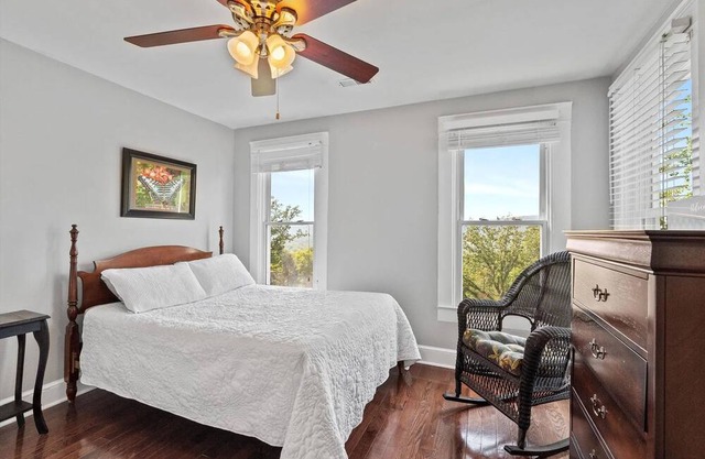 Centralized and Spacious Apartment Overlooking Chattanooga!