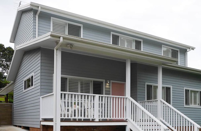 Luxury 2 story home in Yowie Bay. Close to Sydney CBD & Cronulla Beach