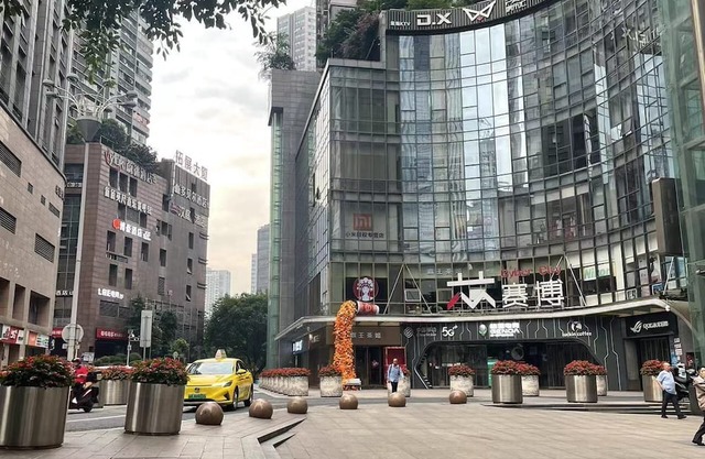 Friendly shared gay guesthouse in Guanyinqiao, Chongqing.