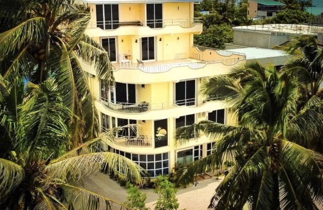 NOAH BEACH HOUSE