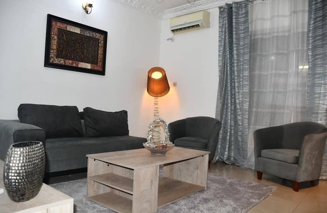 "sumptuous Vacation Rental in Yaounde Cameroon"