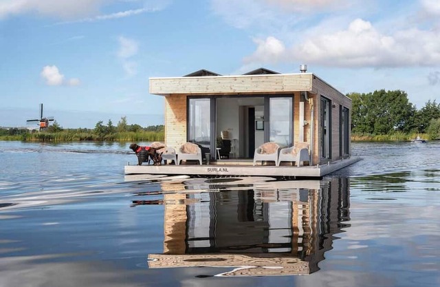 Luxe houseboat 4 volw/2 kind op Kagerplassen (ZH)