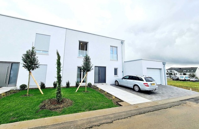 Luxurious 5 bedrooms house