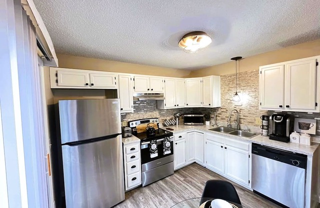 5 minutes to Downtown - Cozy getaway