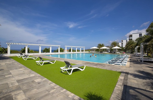 Grand View Residences Luxury Appartement, Pool & Gym. 5 minutes from Willemstad.