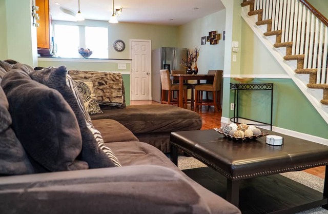 Relaxing retreat that is centrally-located in the Philadelphia area.