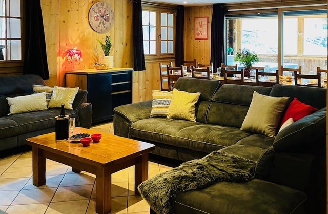 Charming property in a quiet hamlet near to the Prodain Express ski lift.