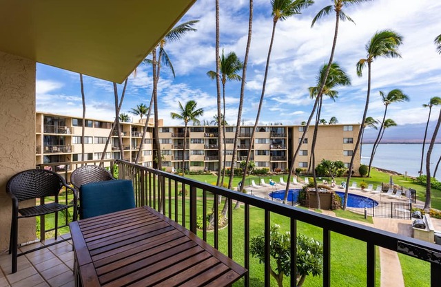 Steps to the Sand! 2BR AC Kana'i A Nalu 305
