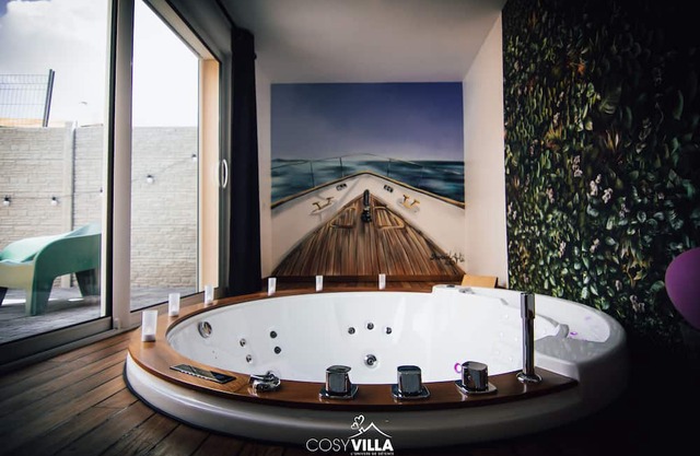 Cosyvilla - Suite Romantique Avec Jacuzzi Sauna et Hamma