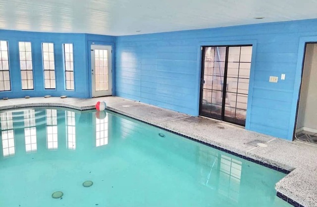 Large, Quiet Home w/ Excellent Heated Indoor Pool, Pet-Friendly!