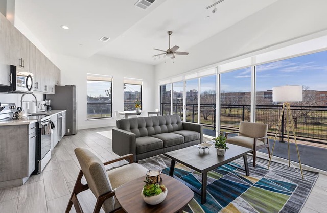 2 King Bedrooms - Downtown - Amazing Views!