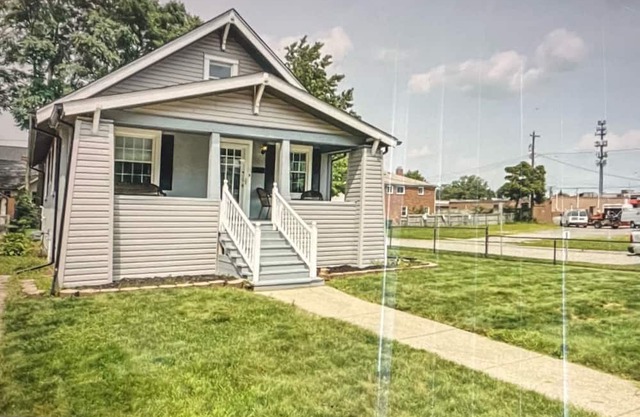 420 Friendly Royal Oak Rental