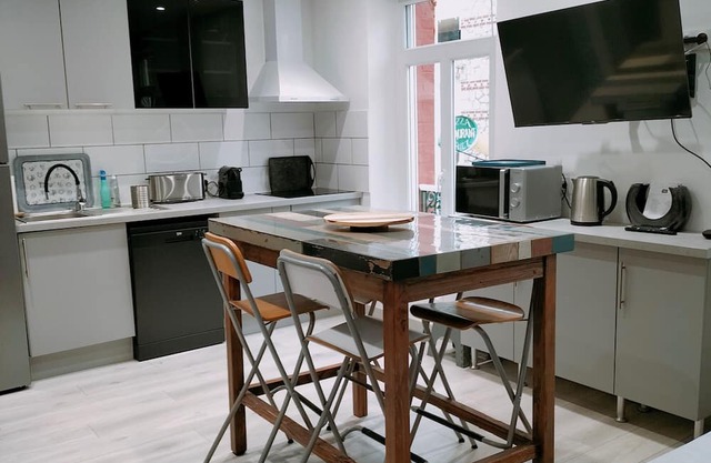 Apartment 300m from the beach