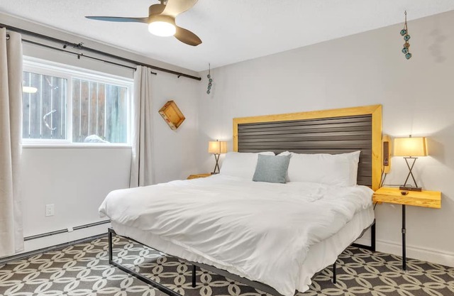 Highliner Hotel: Ground Floor King Suite 110 by RedAwning