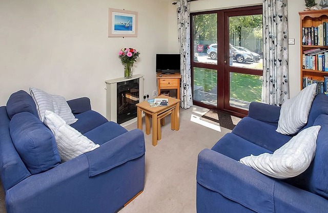 2 bedroom accommodation in Penzance