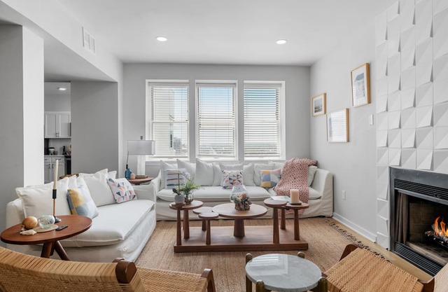 The Mayflower - Luxury Beachside Penthouse #1603