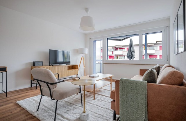 Blueground | Dietikon, view, nr Uetliberg