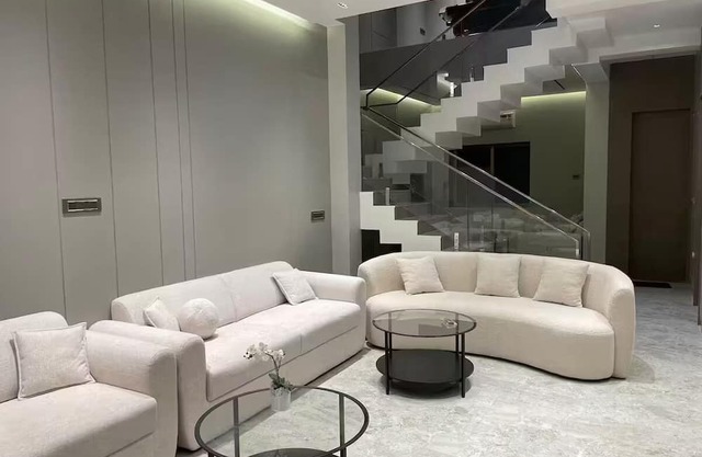 The Villa Exotica w/Pool, Lawn & Indoor Games