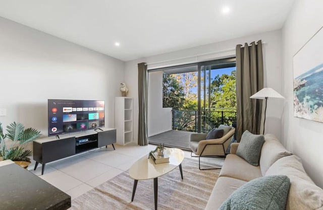 Modern 2BR Apartment Balcony & Central Convenience