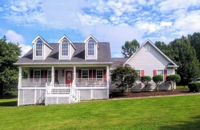Private! Spacious. + Shiloh - Private. King size bed. Quiet, serene