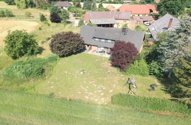 Holiday apartment in Nahrendorf with barbecue