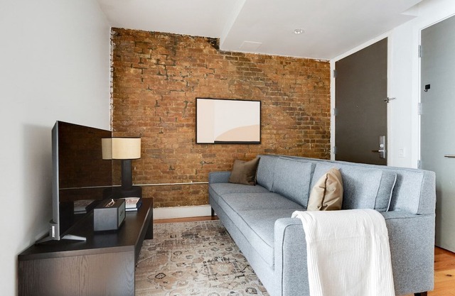 Blueground | Downtown Brooklyn, rooftop, nr Brooklyn Bridge