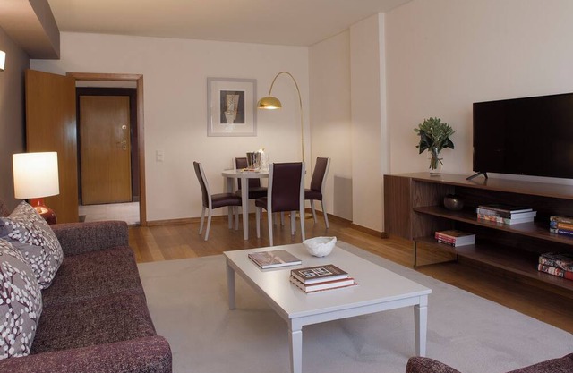 Pet-Friendly Space at Altis Suites – Three Contemporary Units in Lisbon, Kitchen