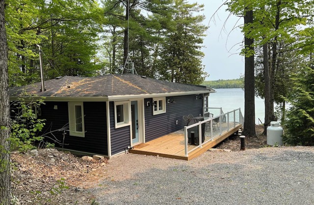 Beautiful Sandy Lake Cabin (as seen on HGTV)