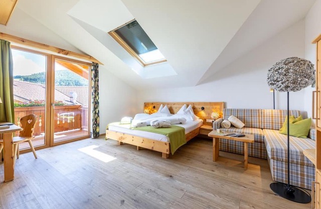 "Naturgefühl Superior" - double room with shower, WC (1-3 N.) - Nature and wellness hotel